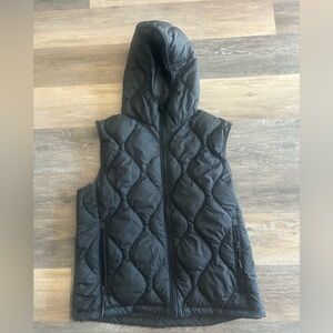 H&M Puffy Quilted Vest